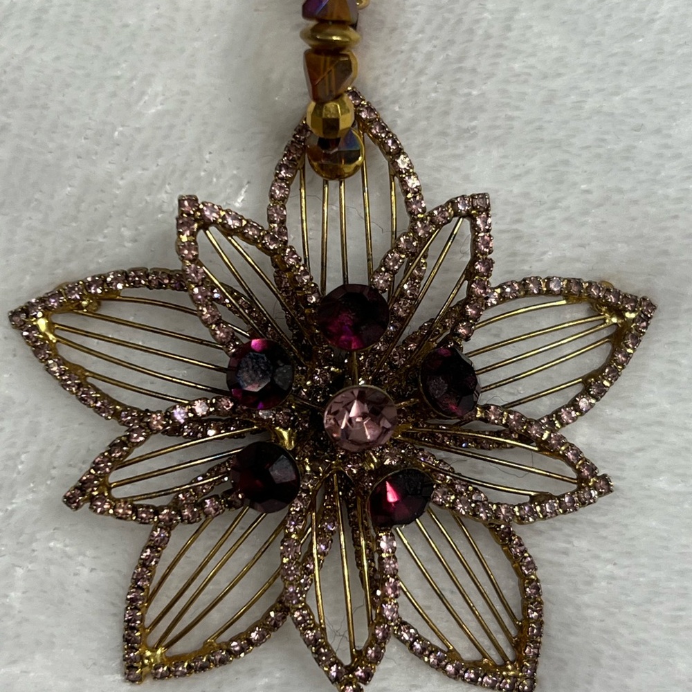 Elegant Gold and purple vintage Floral Pendant Necklace Czech glass